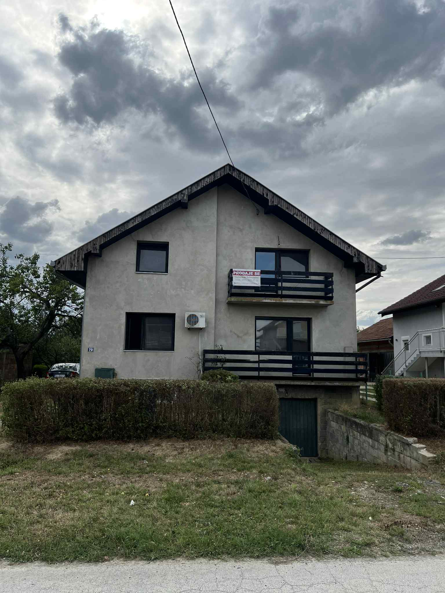 Vladimira Nazora Petrijevci, Victorium Nekretnine